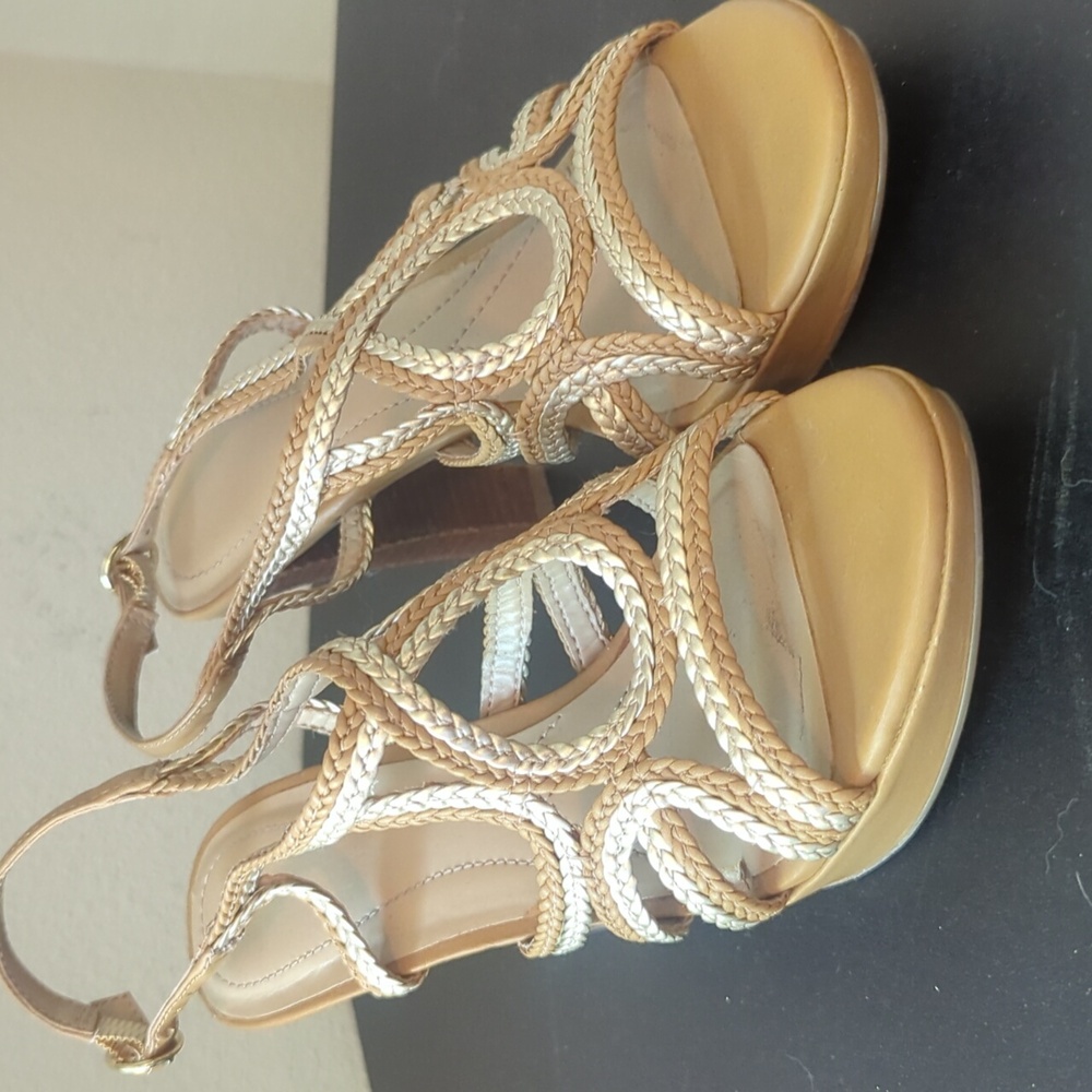 Naturalizer 4" open toed heels